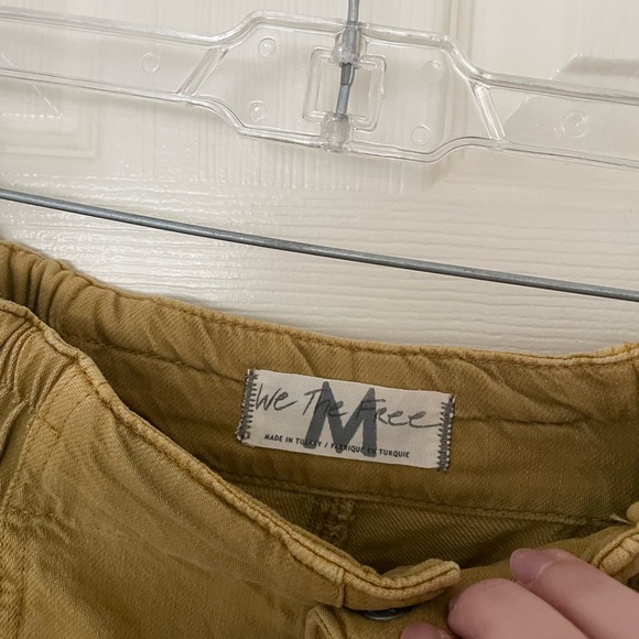 Free People Kauai Nights Paper Bag Roll Hem Shorts Gold Brown Size Medium - Picture 4 of 4